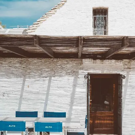 Pensionat Trulli Alto E Ulivo